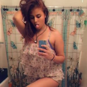 Meet your Posher, Ines